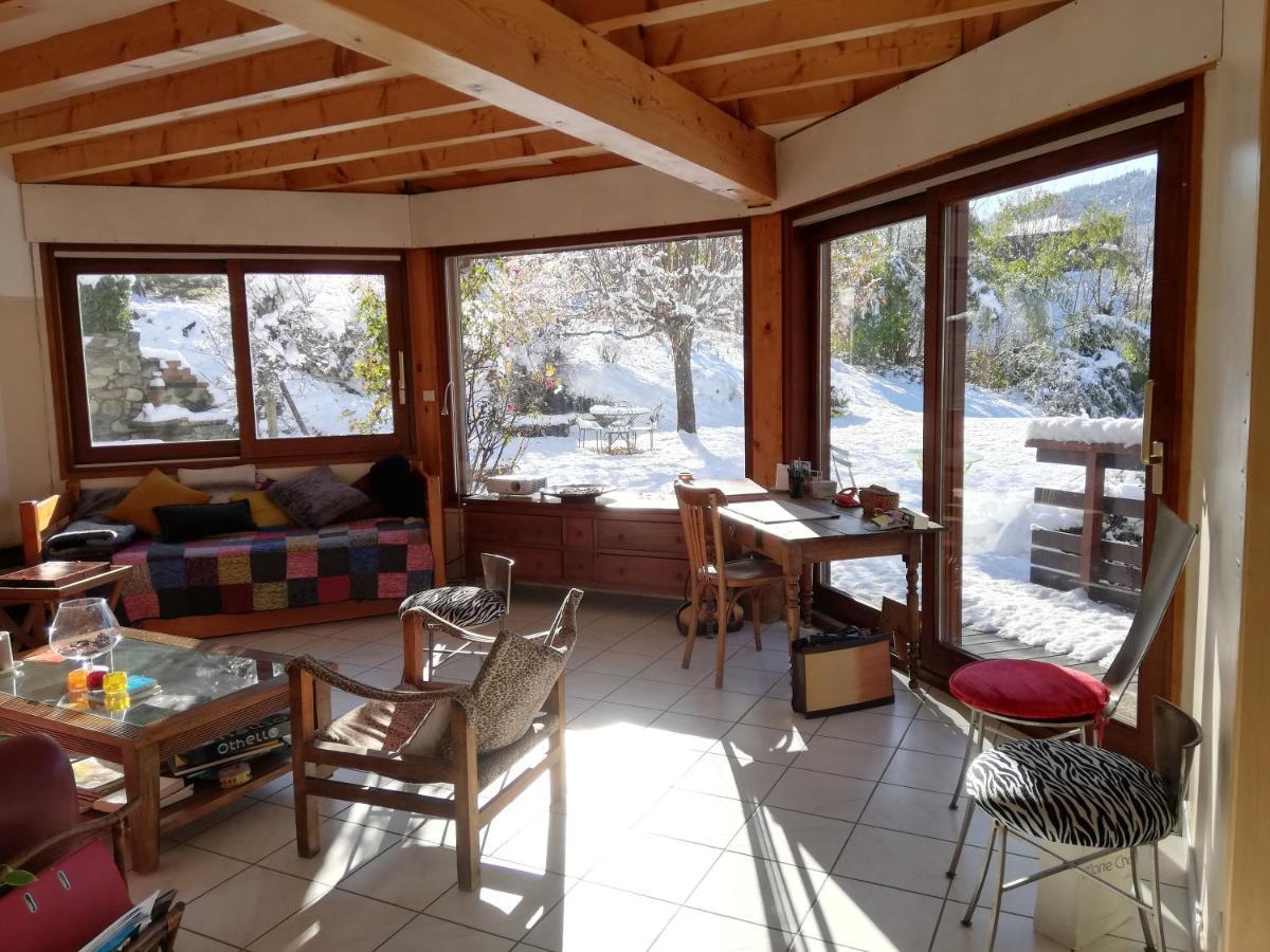 Eco-Logis Mad'In Belledonne Bed and Breakfast Theys Esterno foto