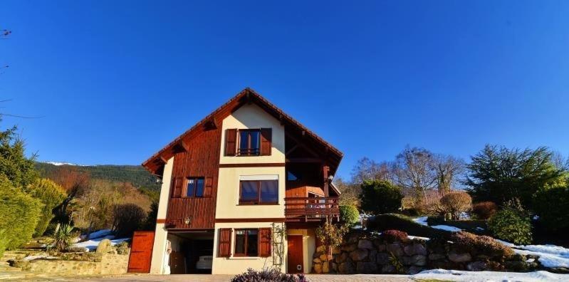 Eco-Logis Mad'In Belledonne Bed and Breakfast Theys Esterno foto